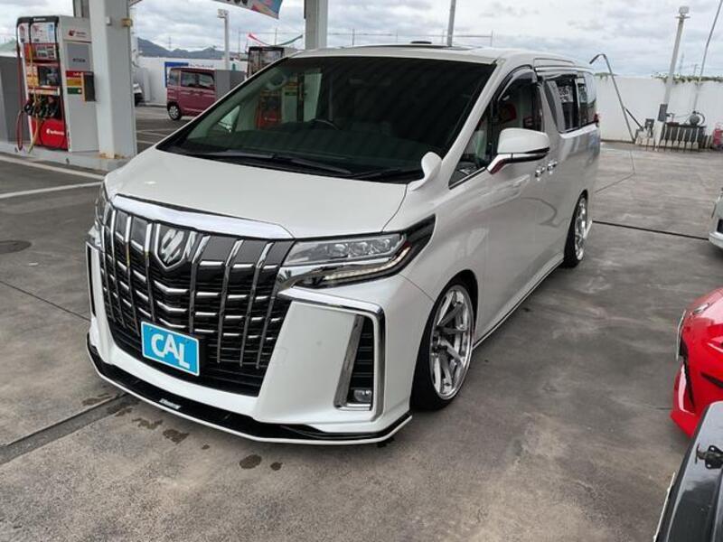 TOYOTA ALPHARD