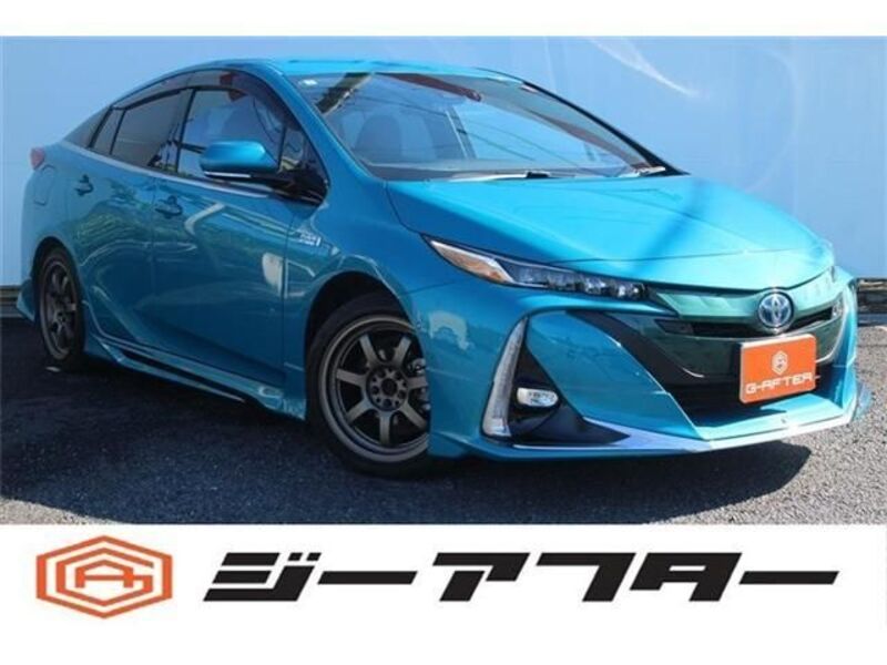 TOYOTA PRIUS PHV