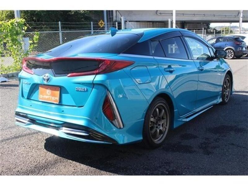 PRIUS PHV