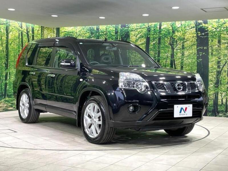 X-TRAIL