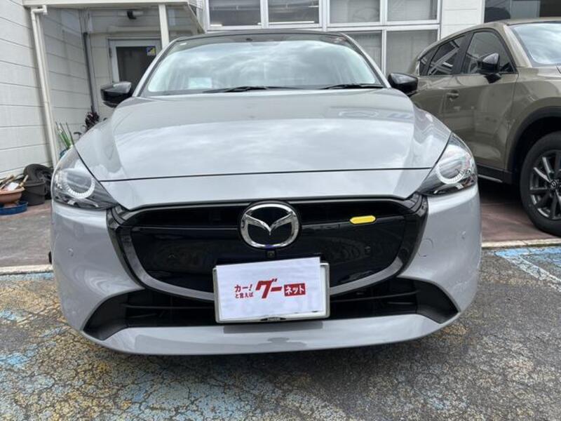 MAZDA2