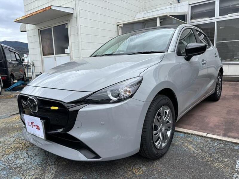 MAZDA2-0