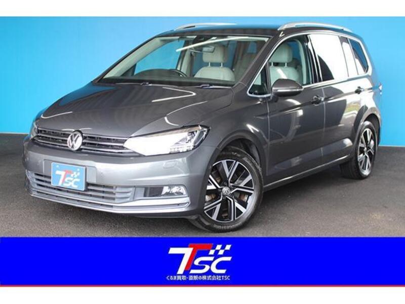 VOLKSWAGEN GOLF TOURAN