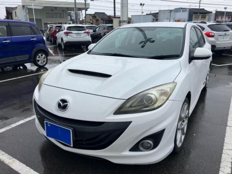 MAZDA AXELA SPORTS