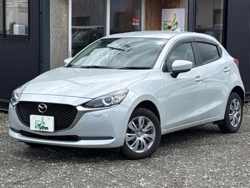 MAZDA2