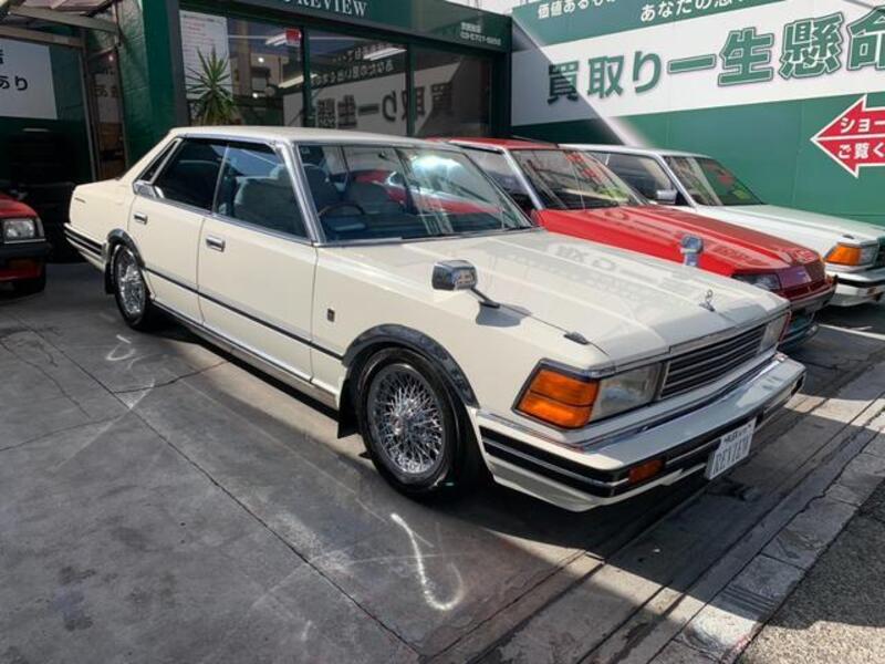 NISSAN GLORIA