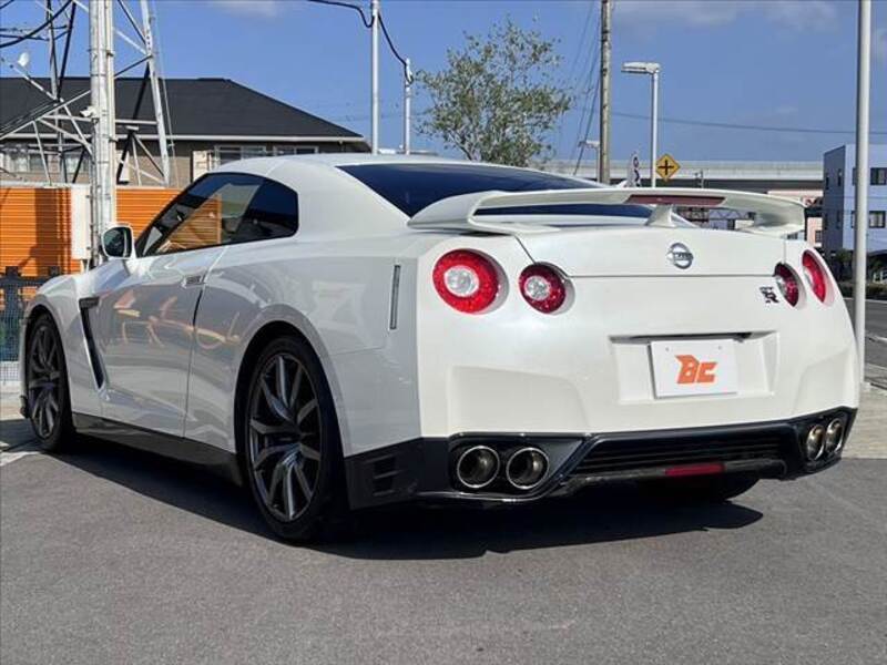 GT-R