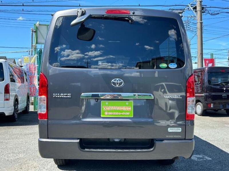 HIACE VAN