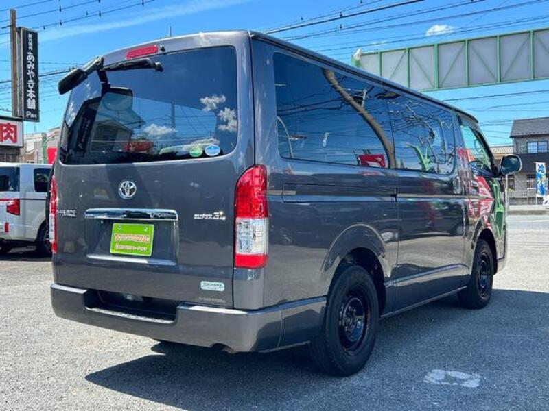 HIACE VAN