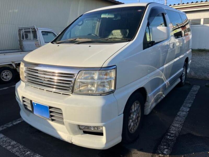 NISSAN ELGRAND