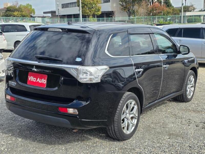 OUTLANDER PHEV