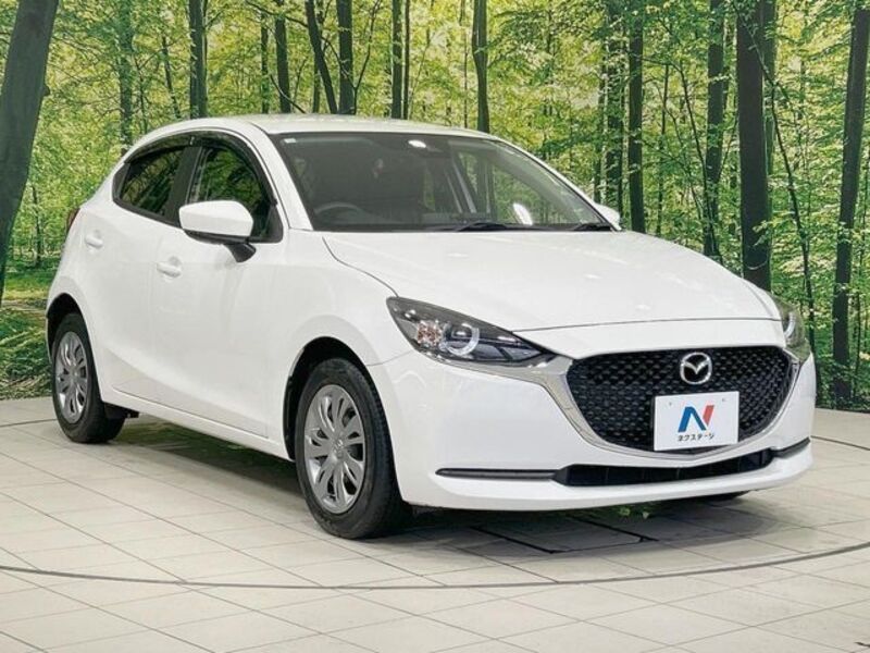 MAZDA2