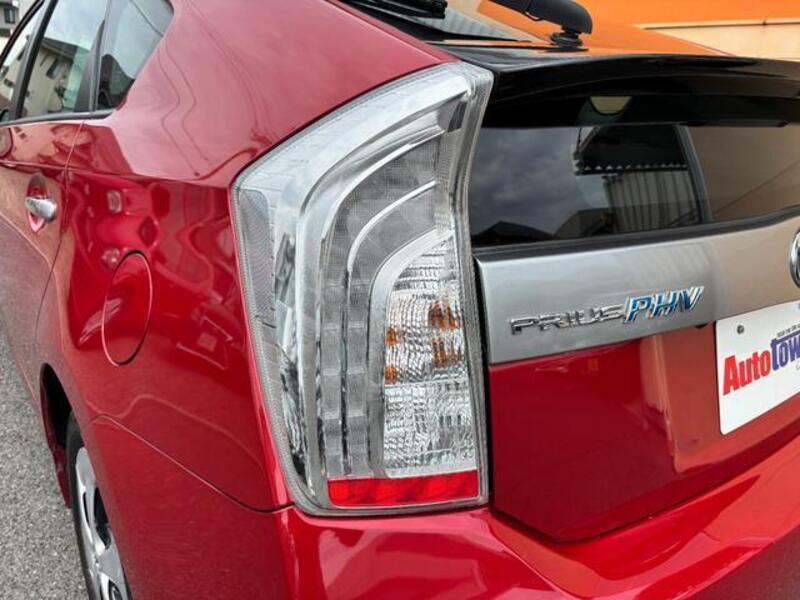 PRIUS PHV