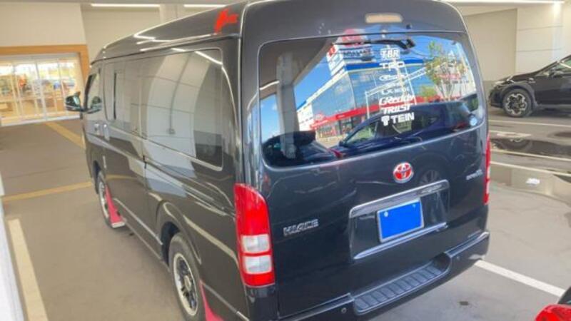 HIACE VAN