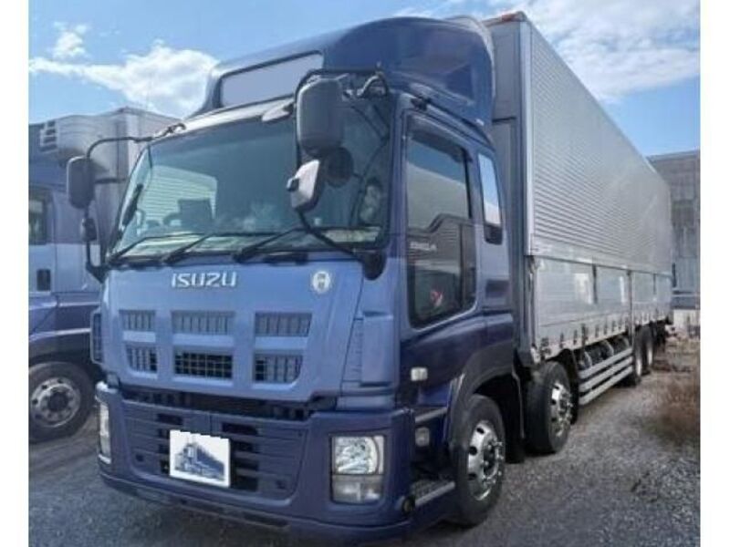 ISUZU GIGA