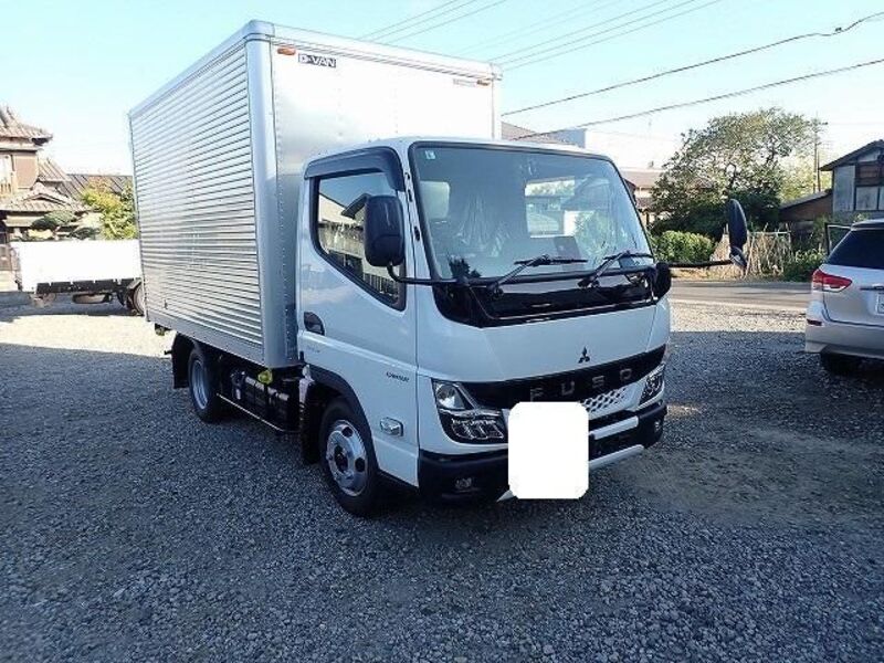 MITSUBISHI CANTER