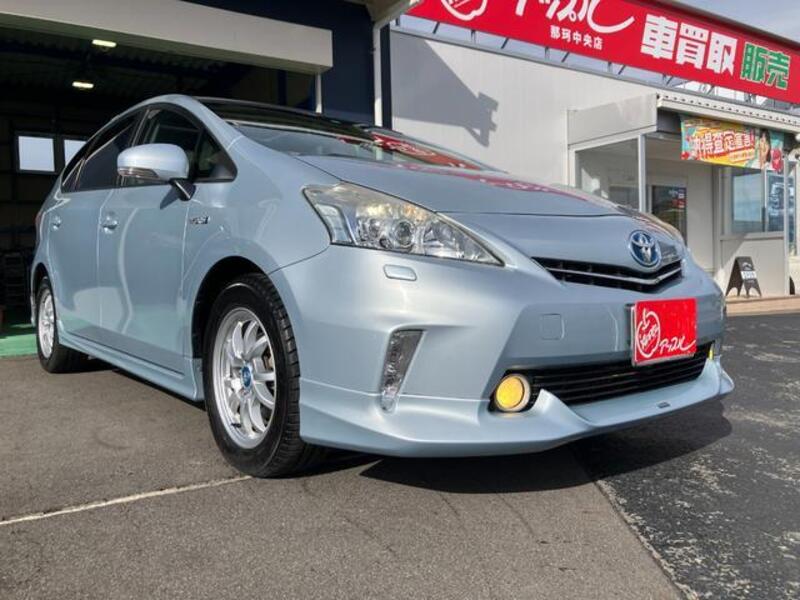 PRIUS ALPHA
