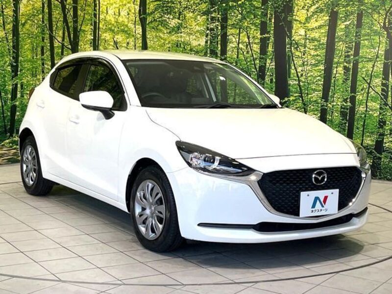 MAZDA2