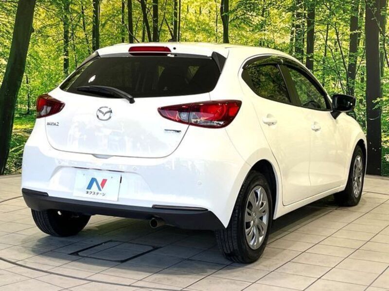 MAZDA2