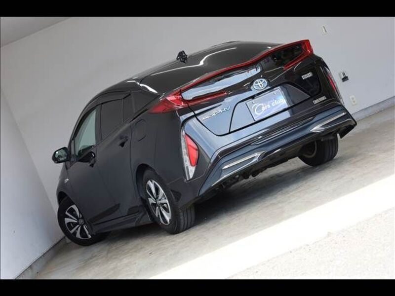 PRIUS PHV