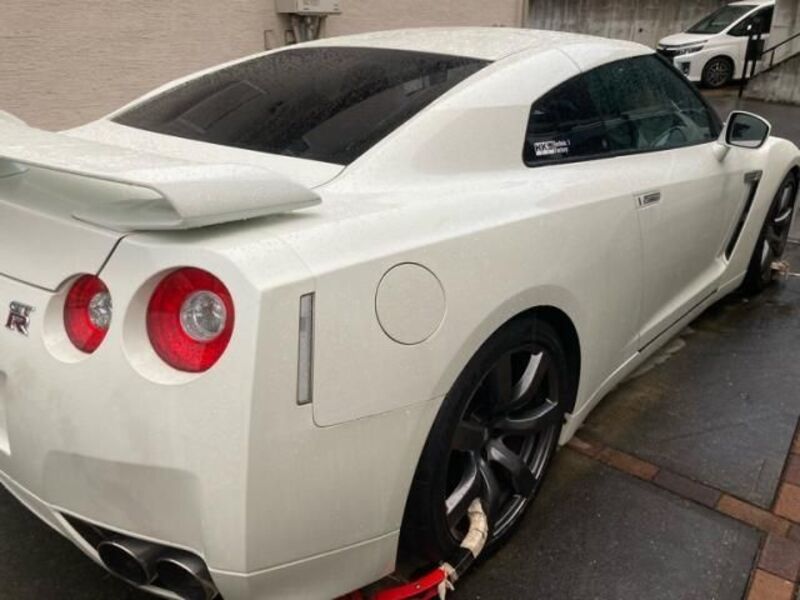 GT-R