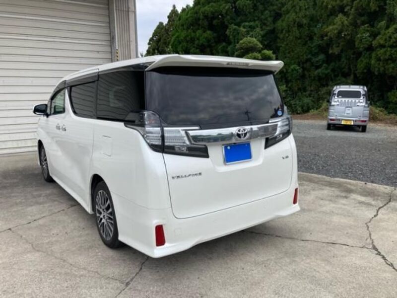 VELLFIRE