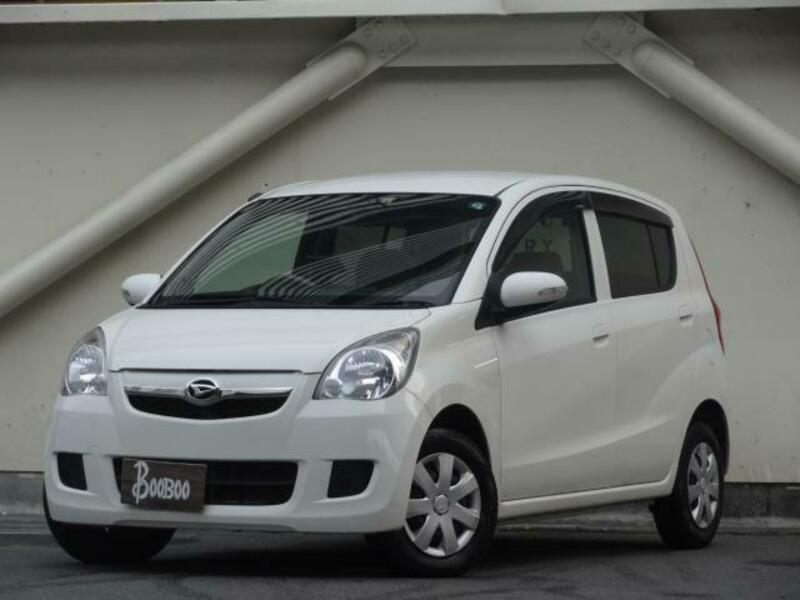 Купить DAIHATSU MIRA 2011 года из Японии