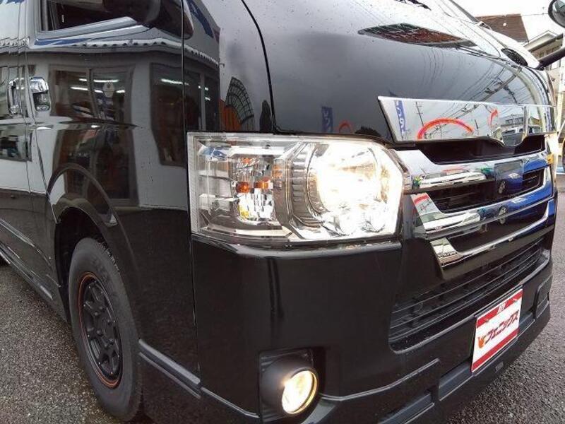 HIACE VAN