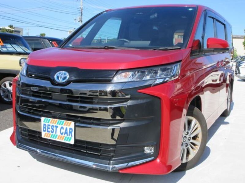 TOYOTA NOAH