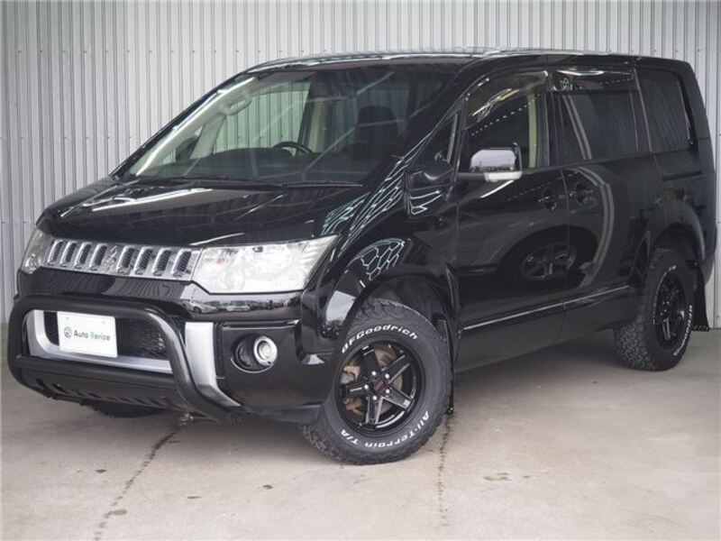 MITSUBISHI DELICA D5