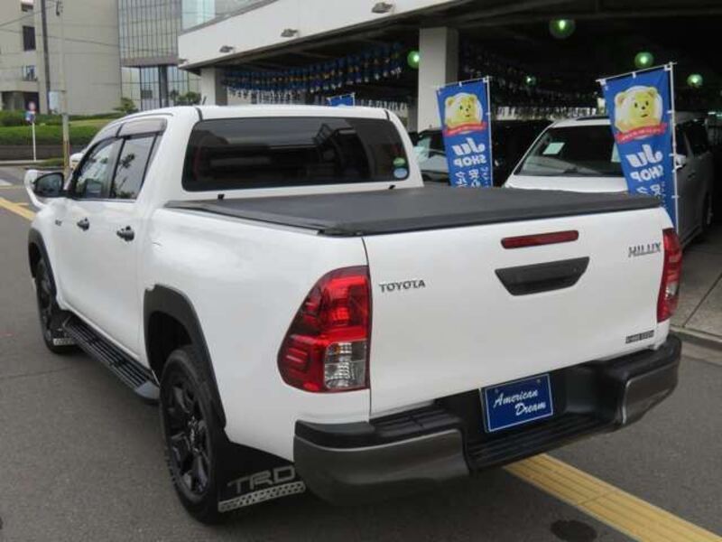 HILUX