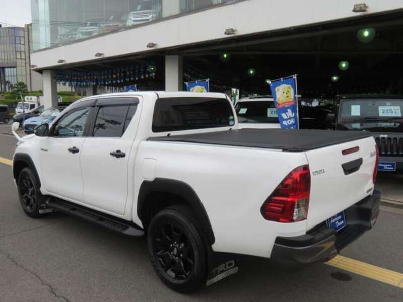 HILUX