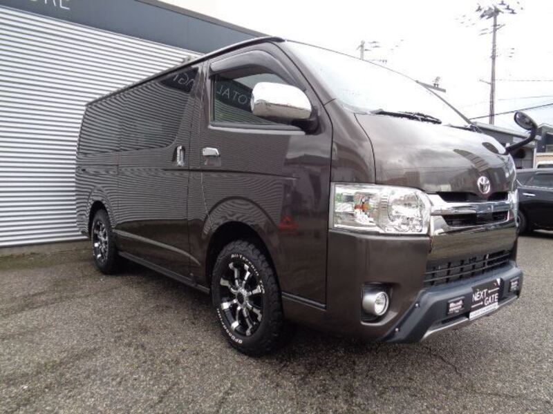 HIACE VAN