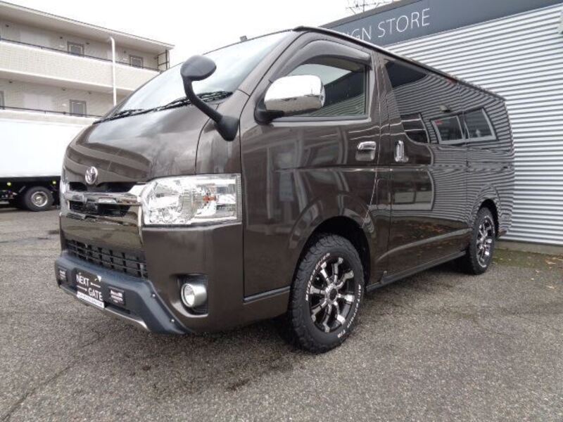 HIACE VAN