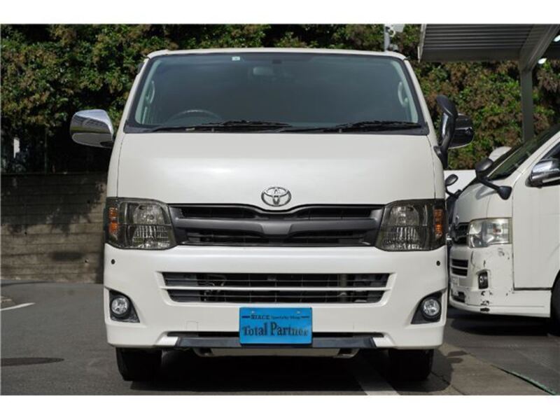HIACE VAN