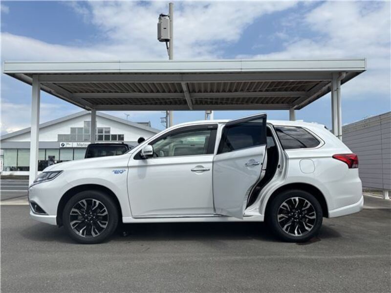 OUTLANDER PHEV