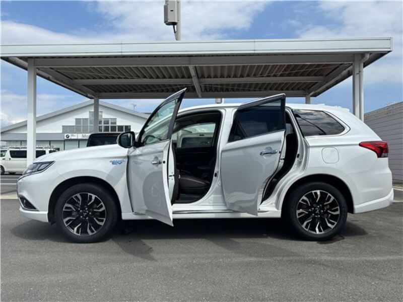 OUTLANDER PHEV