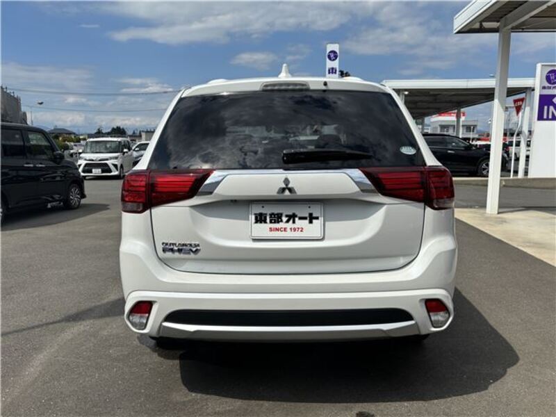 OUTLANDER PHEV