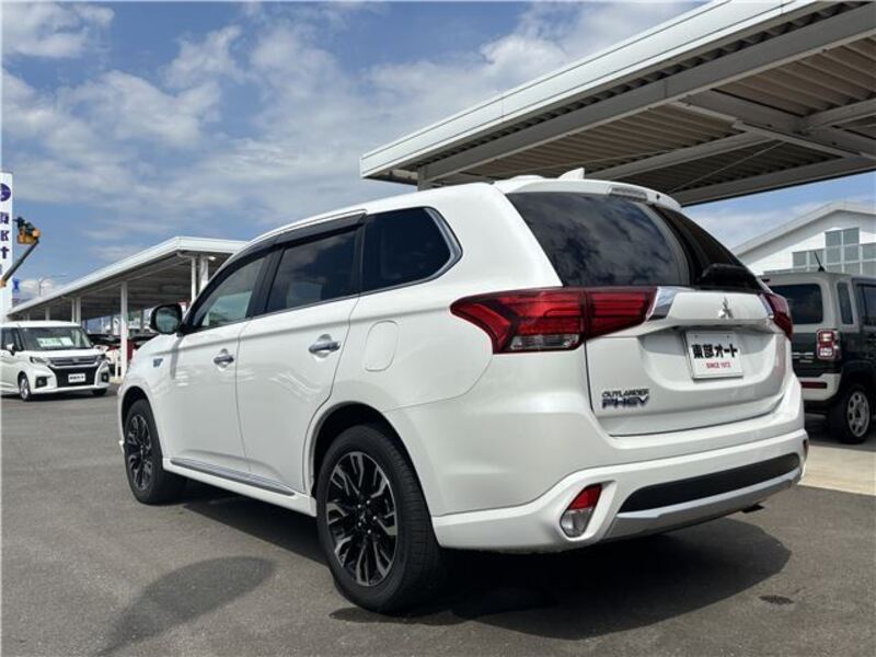 OUTLANDER PHEV