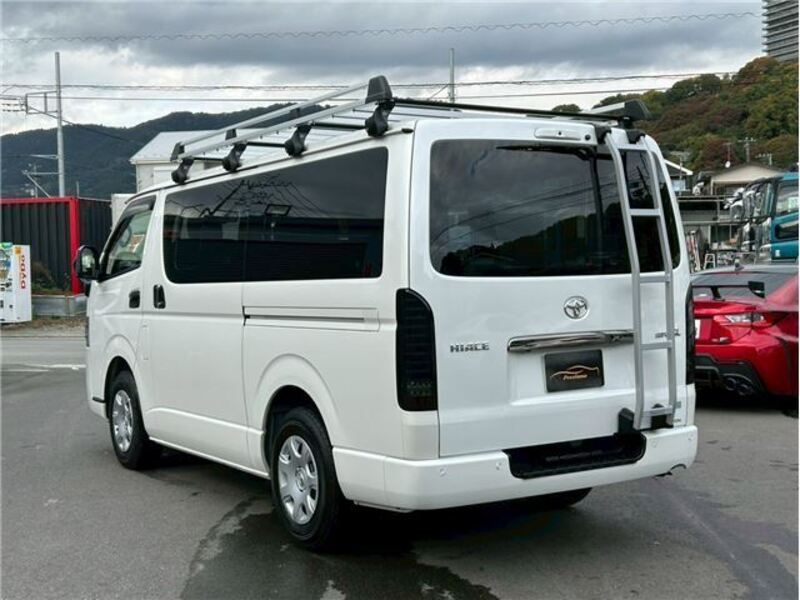 HIACE