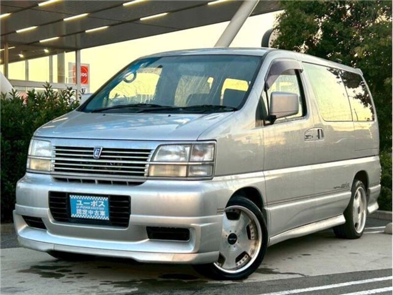 NISSAN ELGRAND