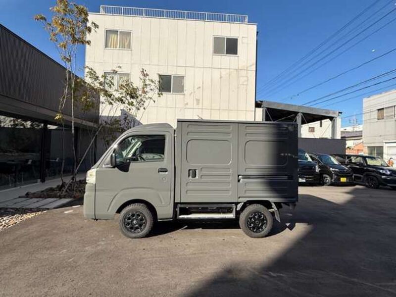 HIJET TRUCK