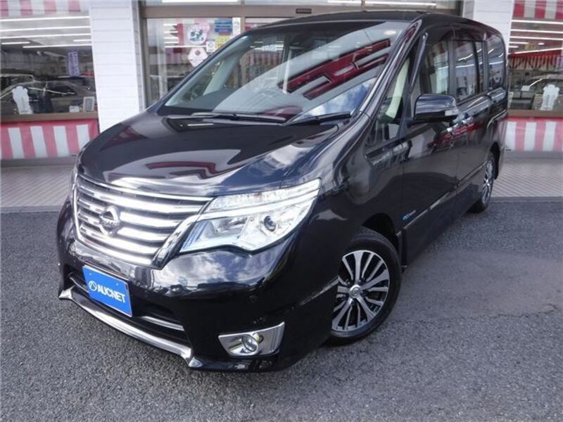 NISSAN SERENA