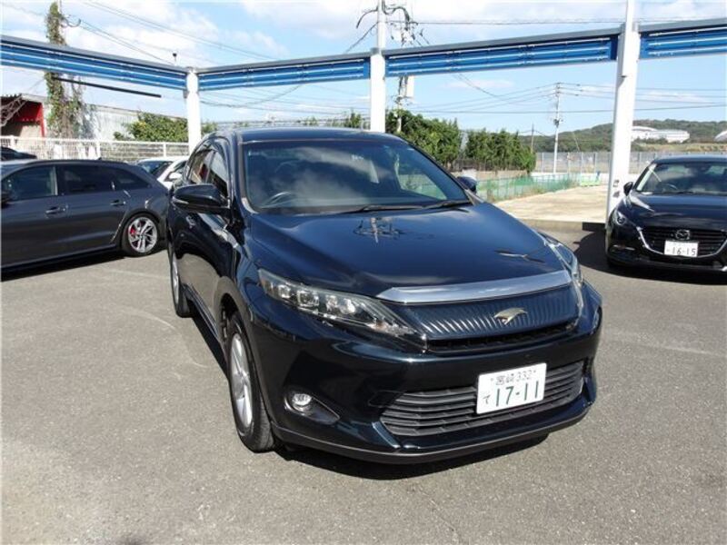 TOYOTA HARRIER