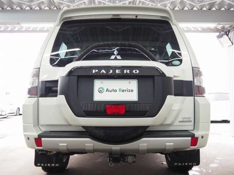 PAJERO