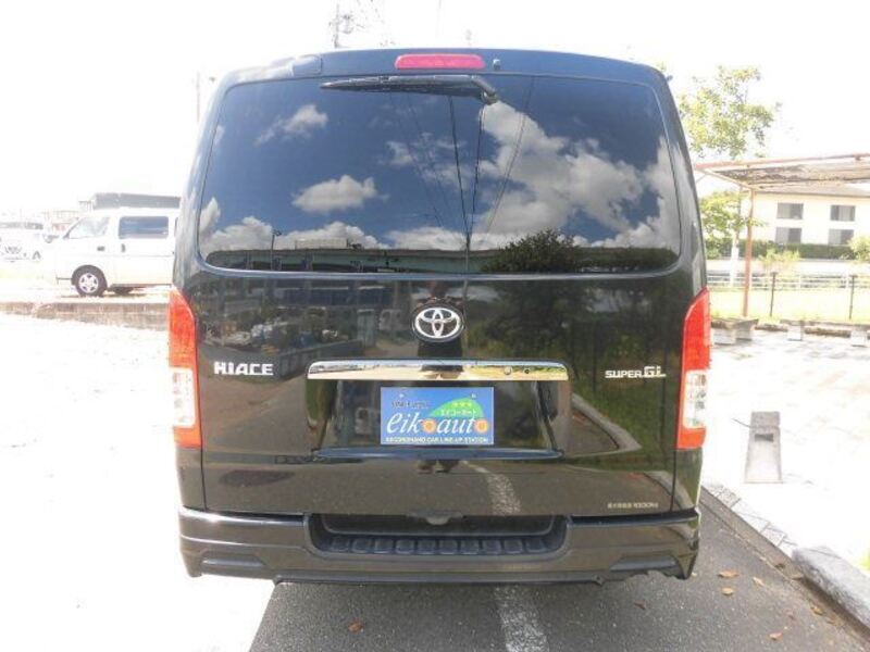 HIACE VAN