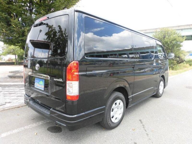 HIACE VAN