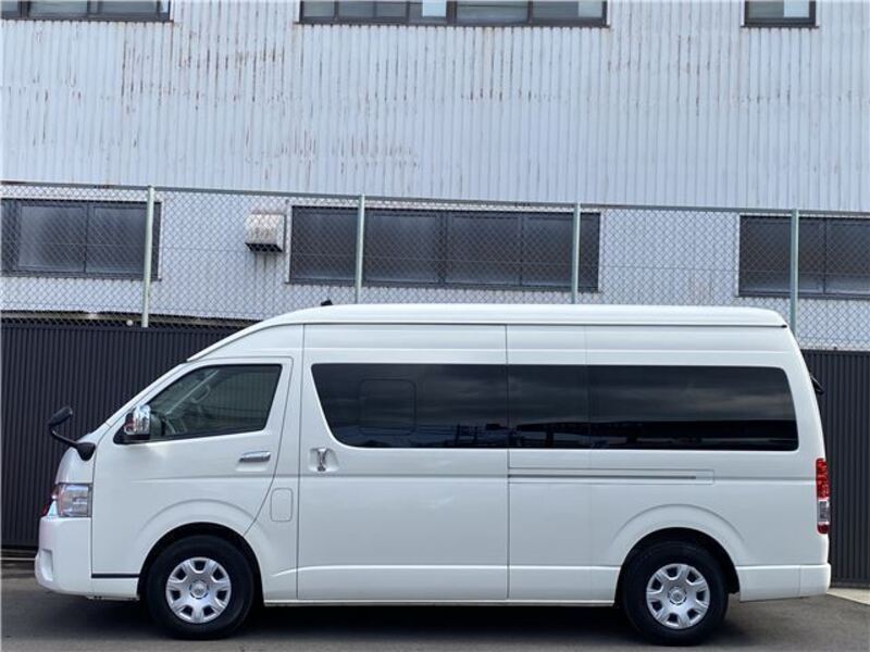 HIACE