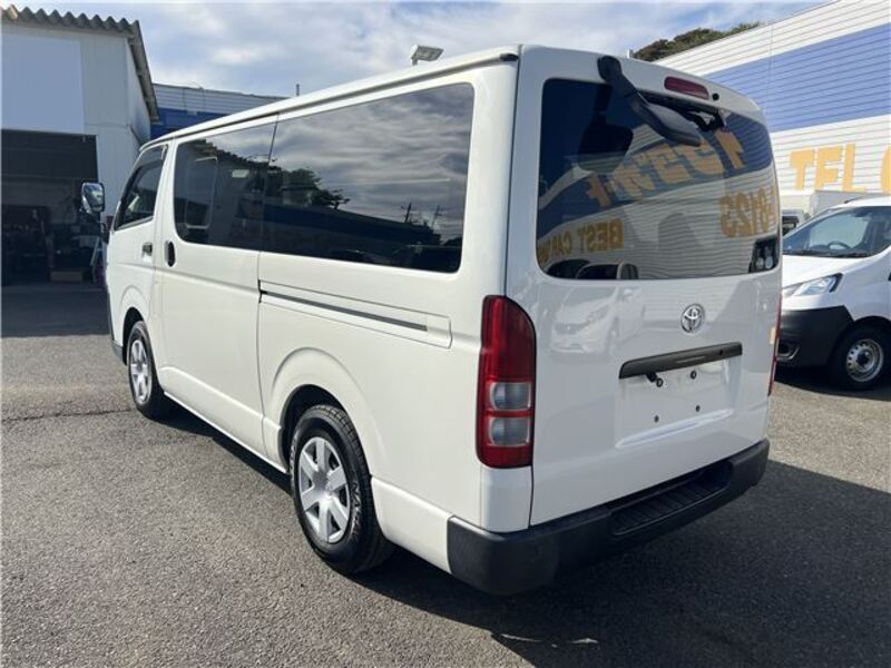 HIACE VAN