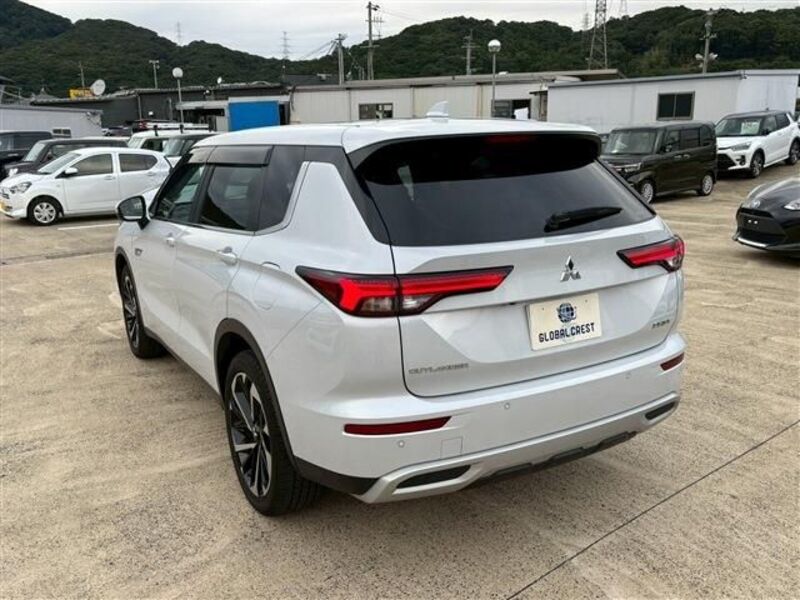 OUTLANDER PHEV